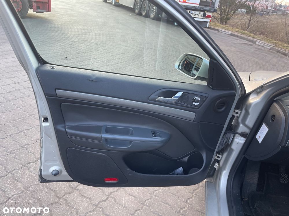 Skoda Octavia 1.9 TDI DPF Elegance - 6