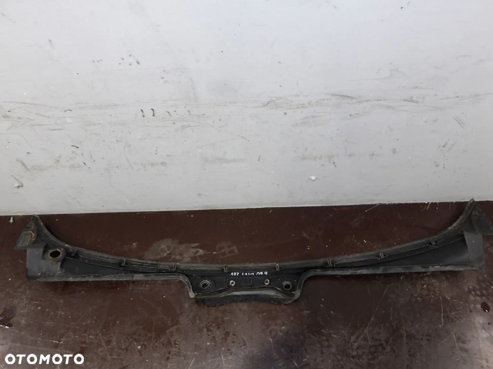 BMW E60 LIFT 07-10 PODSZYBIE 51717027083 - 2