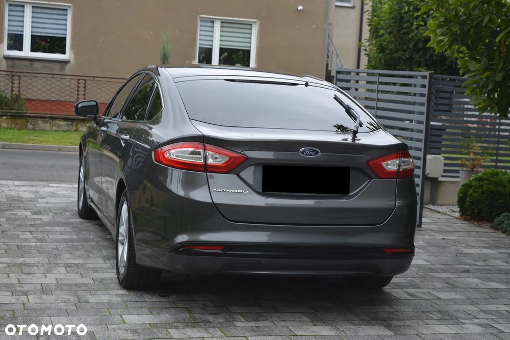 Ford Mondeo 2.0 TDCi STart-Stopp Titanium - 24