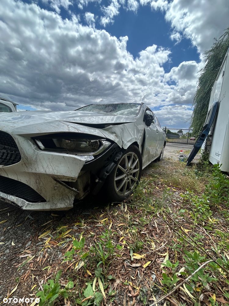 Mercedes-Benz CLA - 15