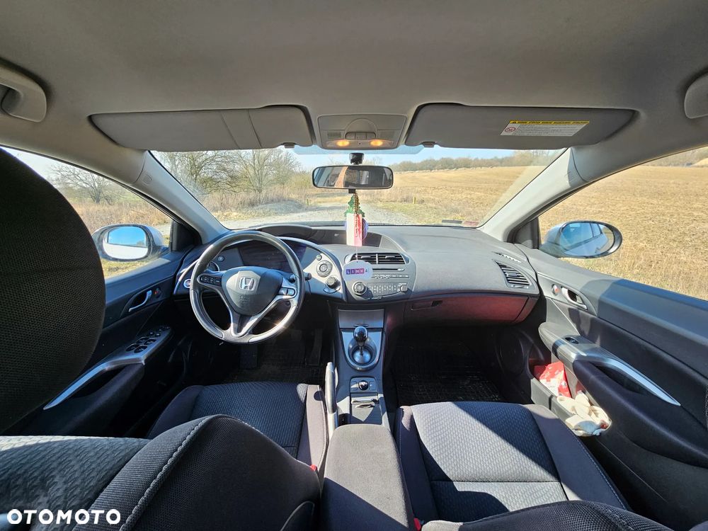 Honda Civic 1.4 i-VTEC - 2