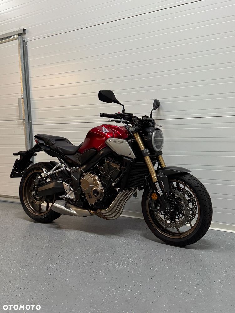 Honda CB - 9