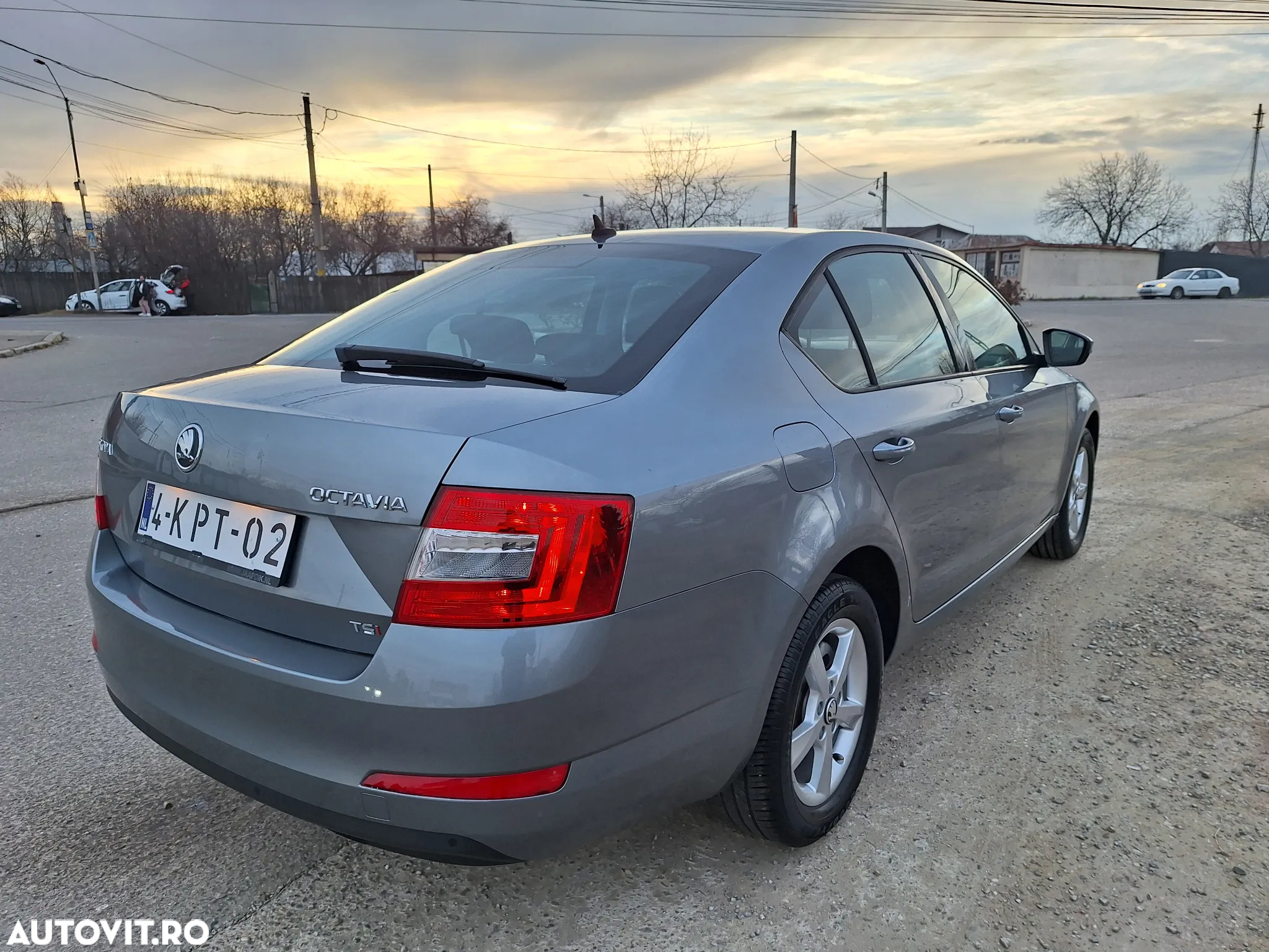Skoda Octavia 1.4 TSI ELEGANCE - 5