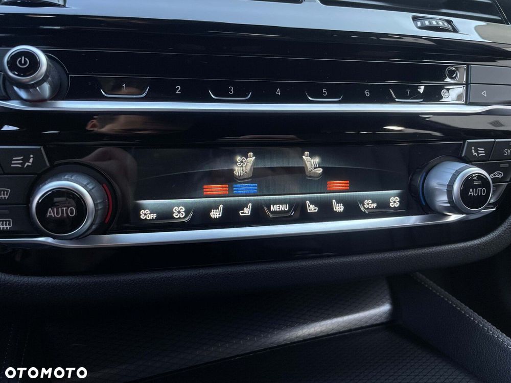 BMW Seria 5 - 12
