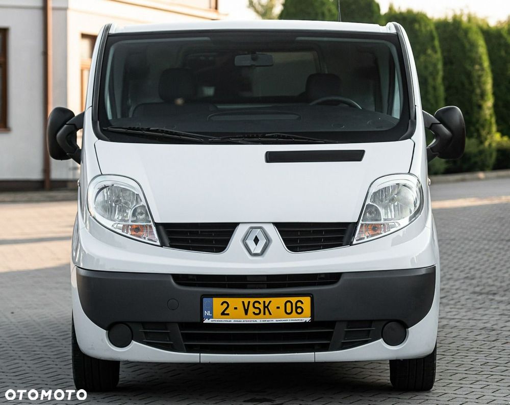 Renault Trafic - 10