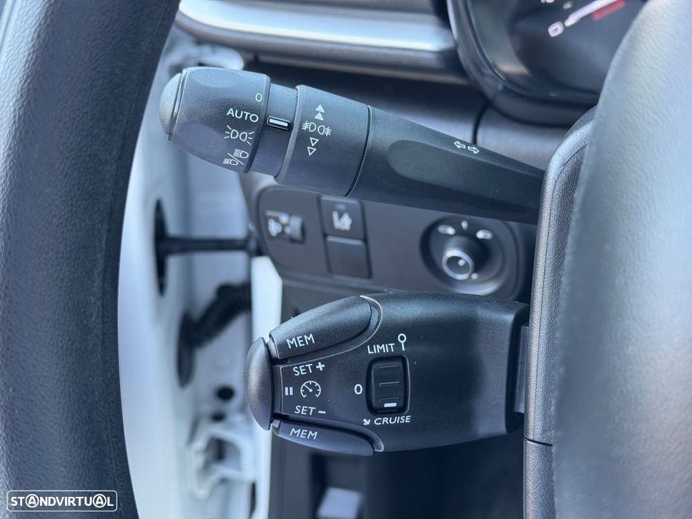 Citroën C3 1.2 PureTech Feel - 11