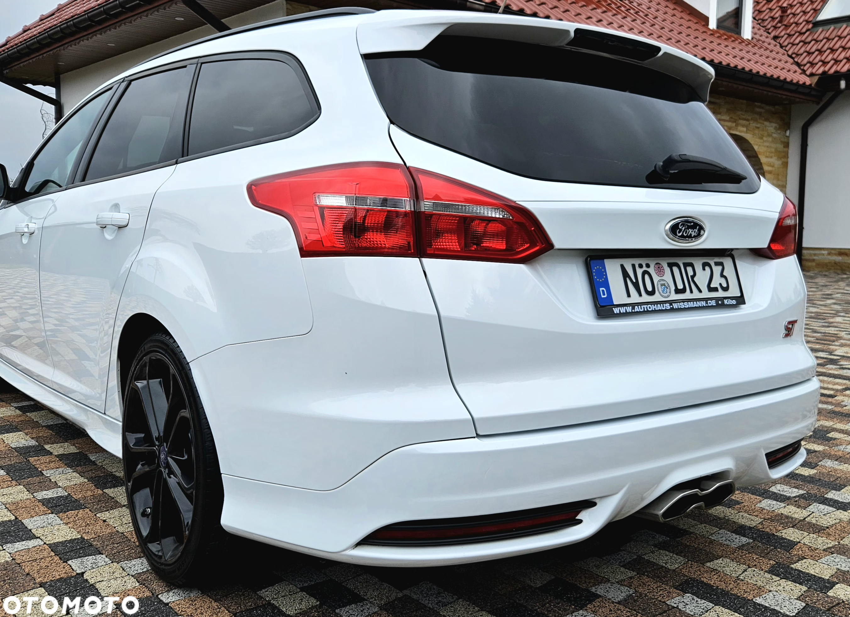 Ford Focus 2.0 TDCi ST - 16