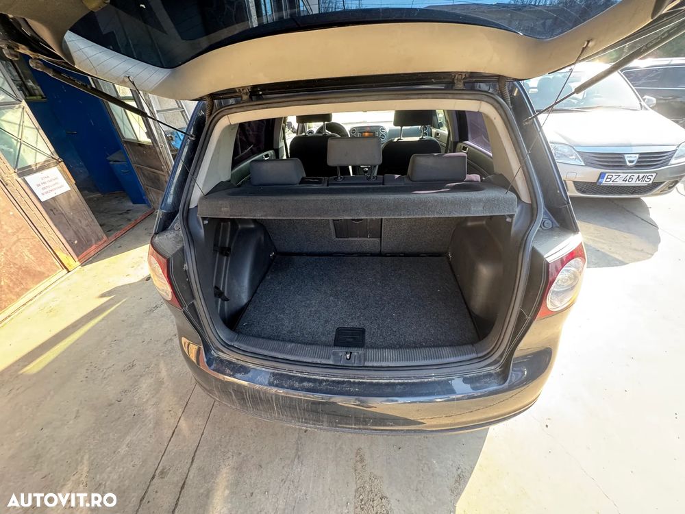 Dezmembram Volkswagen Golf 5 Plus 1.9 BKC - 6