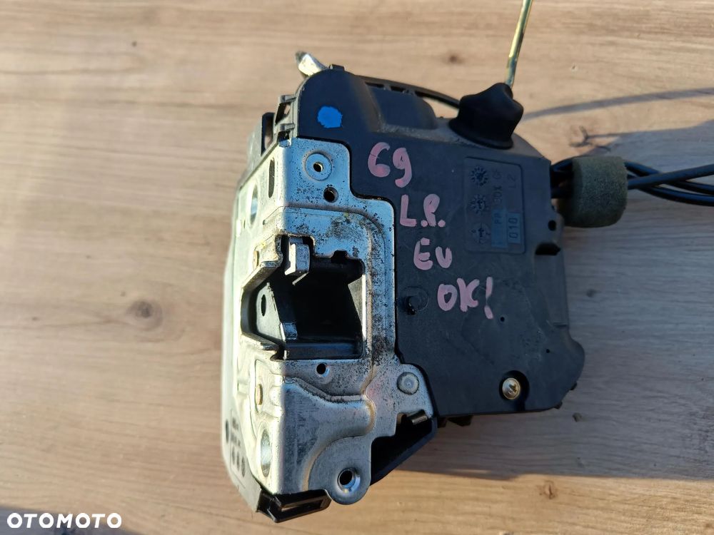 MERCEDES W211 ZAMEK DRZWI LEWY PRZÓD PRZEDNI EU - 3