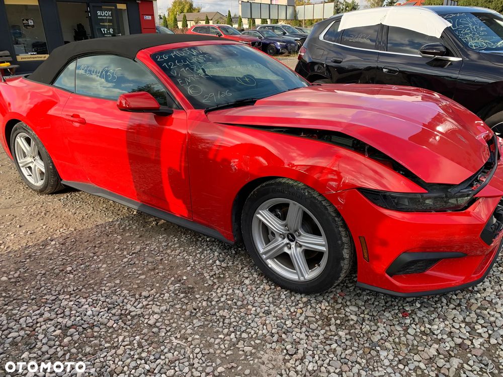 Ford Mustang 2026 photo 2