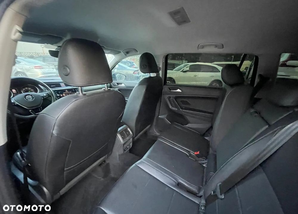 Volkswagen Tiguan Allspace - 18