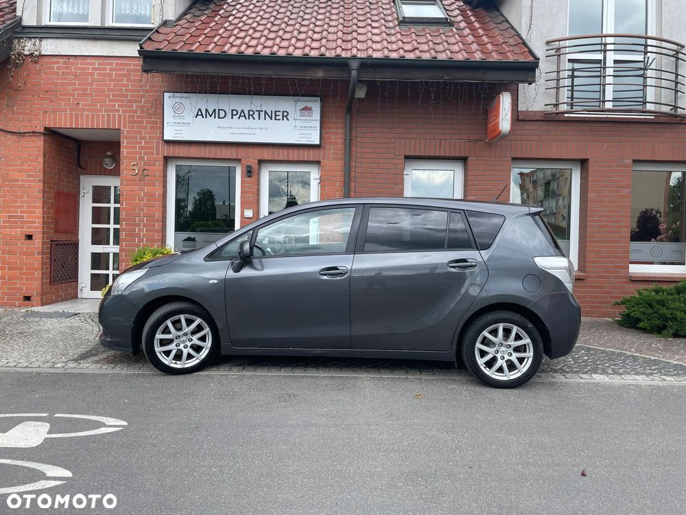 Toyota Corolla Verso 2.0 D-4D Sol - 3
