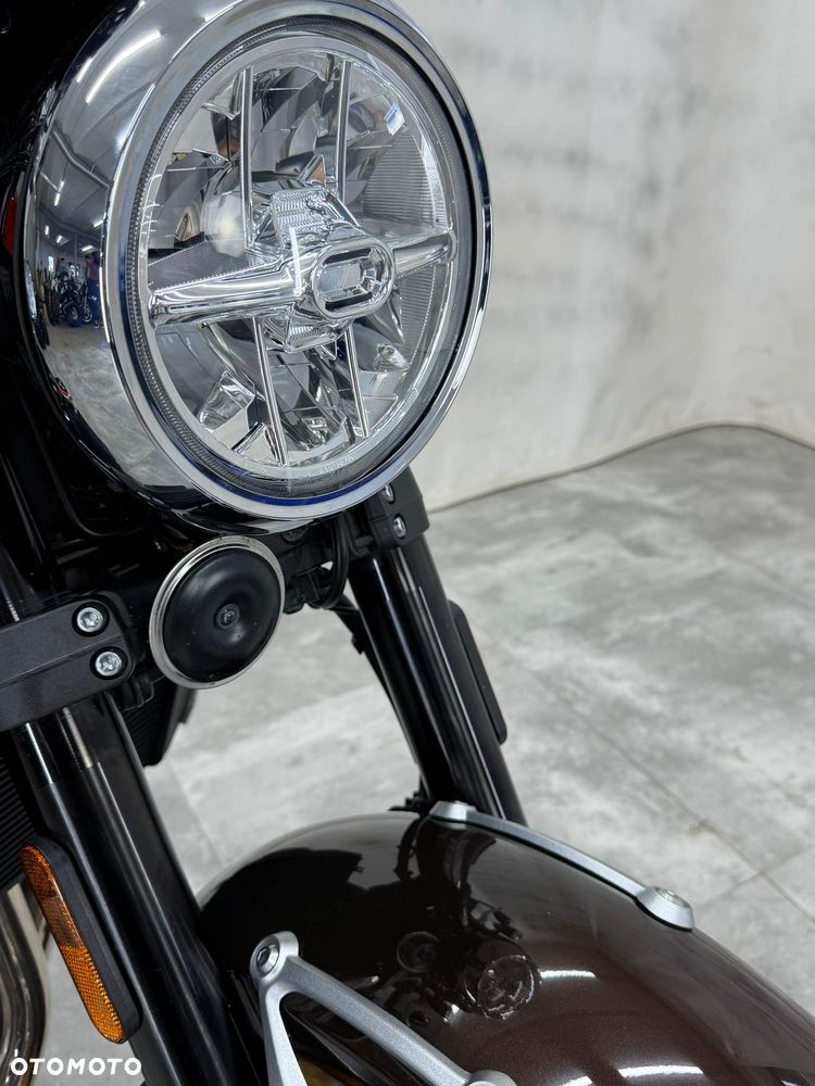 Kawasaki Z 900 RS - 23