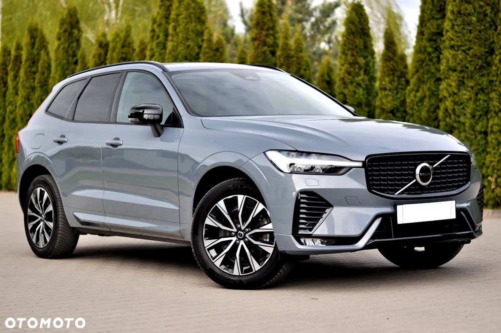 Volvo XC 60 B4 D Plus Dark - 10