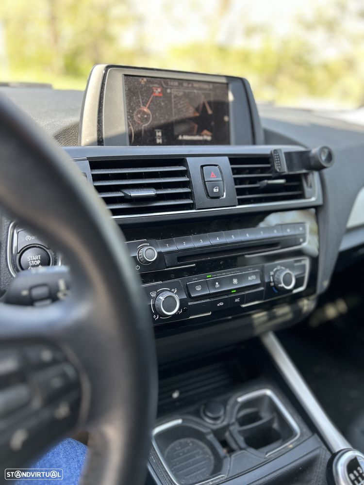 BMW 116 d EfficientDynamics - 27