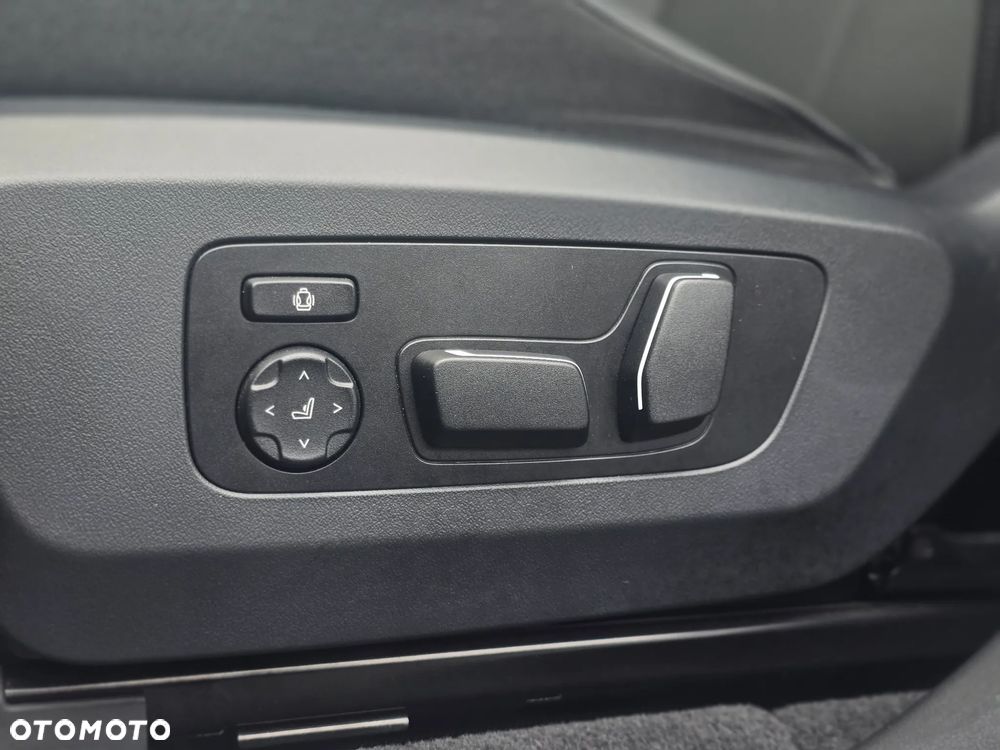 BMW X3 xDrive20d mHEV - 19