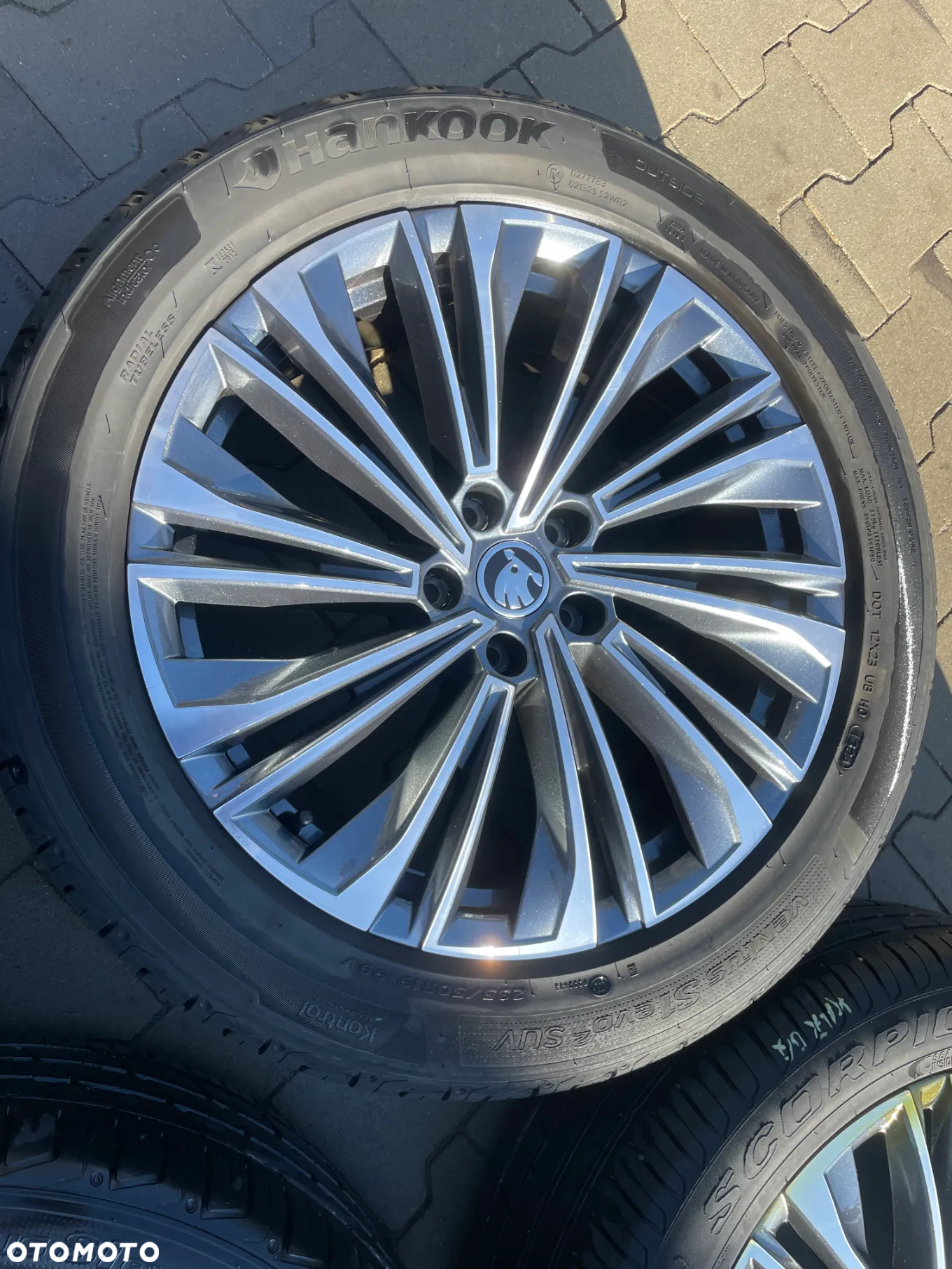 Skoda Kodiaq LIFT FELGA 19' ALUMINIOWA KOMPLET 565601025AP 2024 ROK JAK NOWE - 4