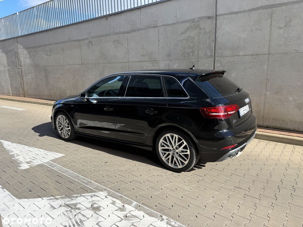 Audi A3 Sportback 1.5 TFSI Sport S tronic - 4