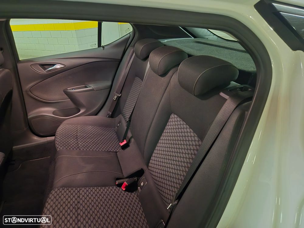 Opel Astra 1.0 Dynamic Sport S/S - 27