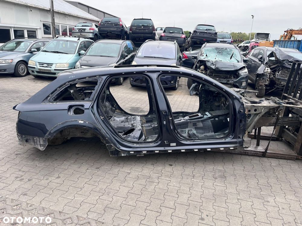BŁOTNIK TYŁ PRAWY ĆWIARTKA AUDI A6 C7 ALLROAD LX5R - 3
