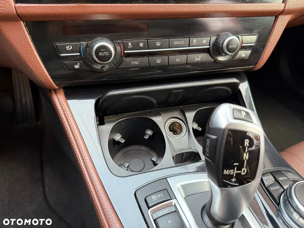 BMW Seria 5 520d Luxury Line - 20