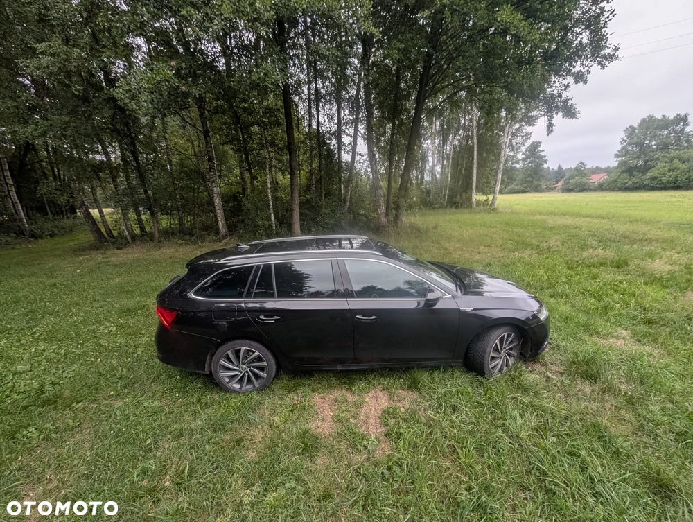 Skoda Octavia ver-2-0-tdi-sportline-dsg - 8