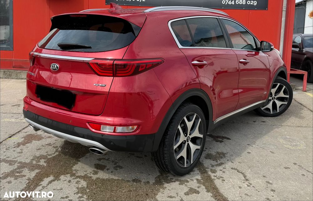 Kia Sportage 2,0 CRDI AWD Aut. GT Line - 4