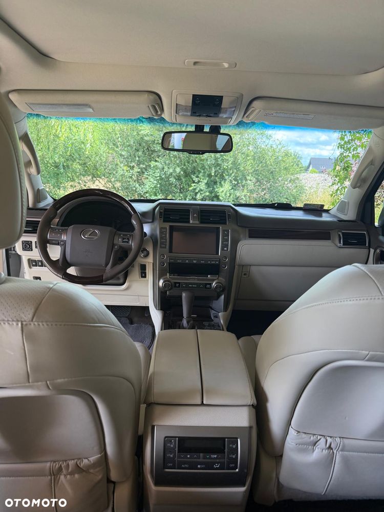 Lexus GX - 8