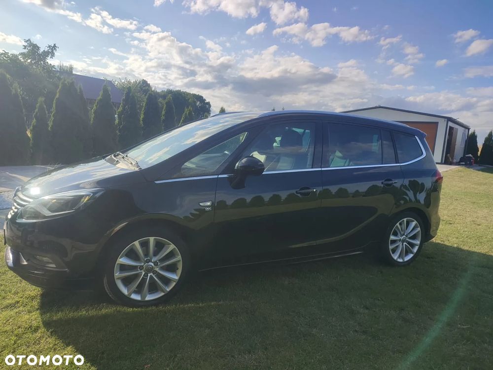 Opel Zafira 1.6 CDTI Elite S&S - 18