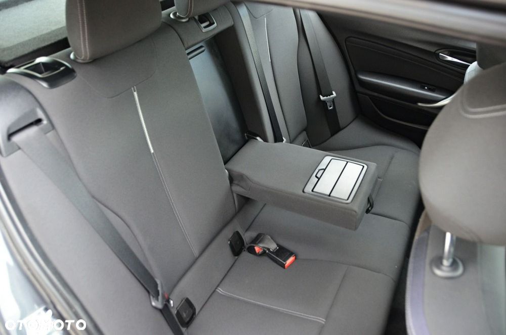 BMW Seria 1 - 34