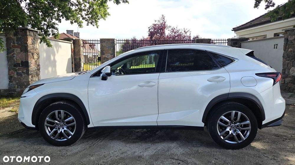 Lexus NX 300 Comfort AWD - 4