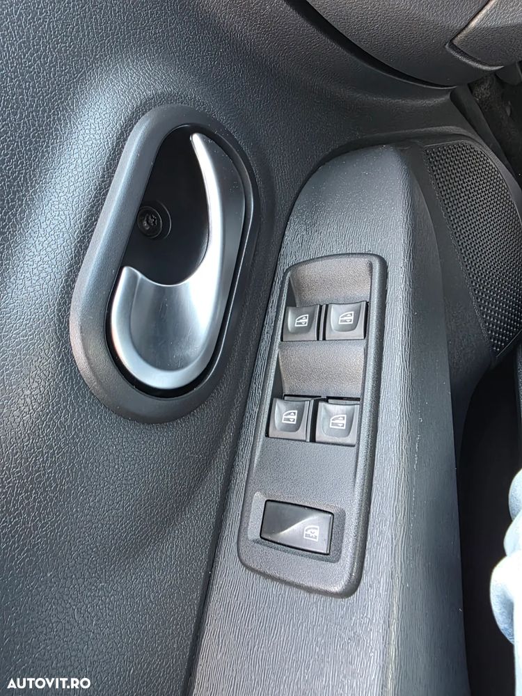 Dacia Lodgy - 33