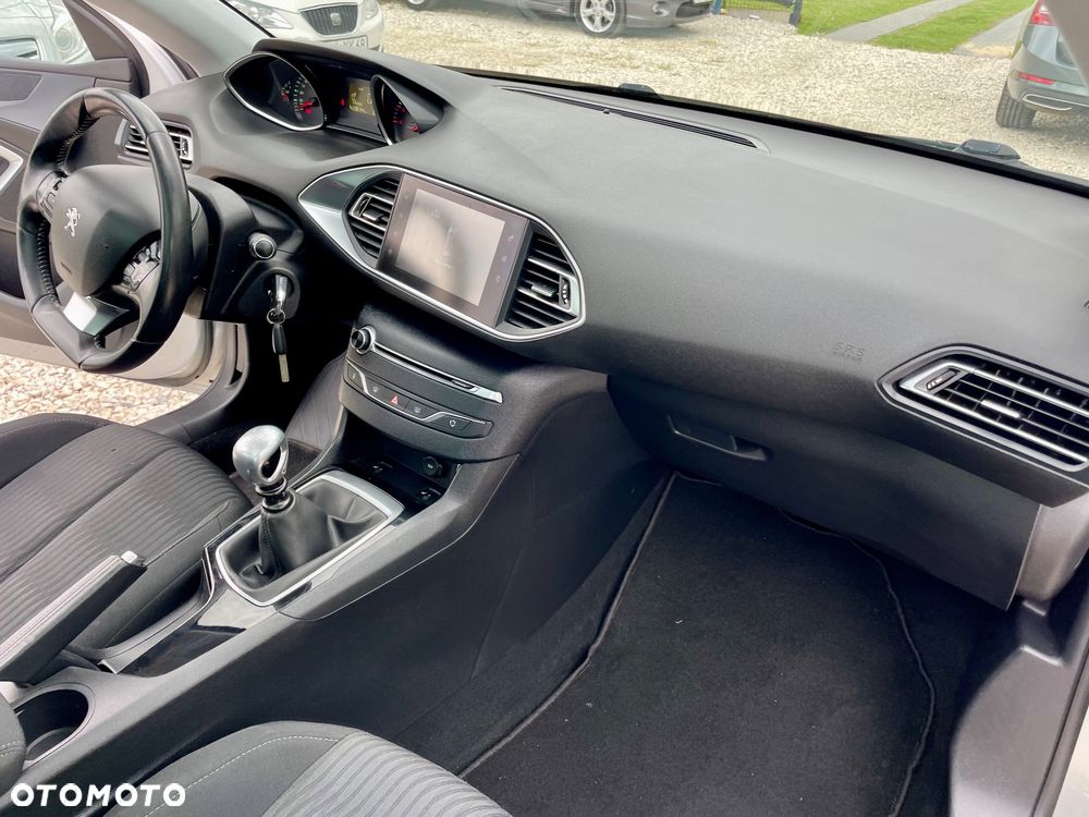 Peugeot 308 BlueHDi 120 Stop & Start Business-Line - 36