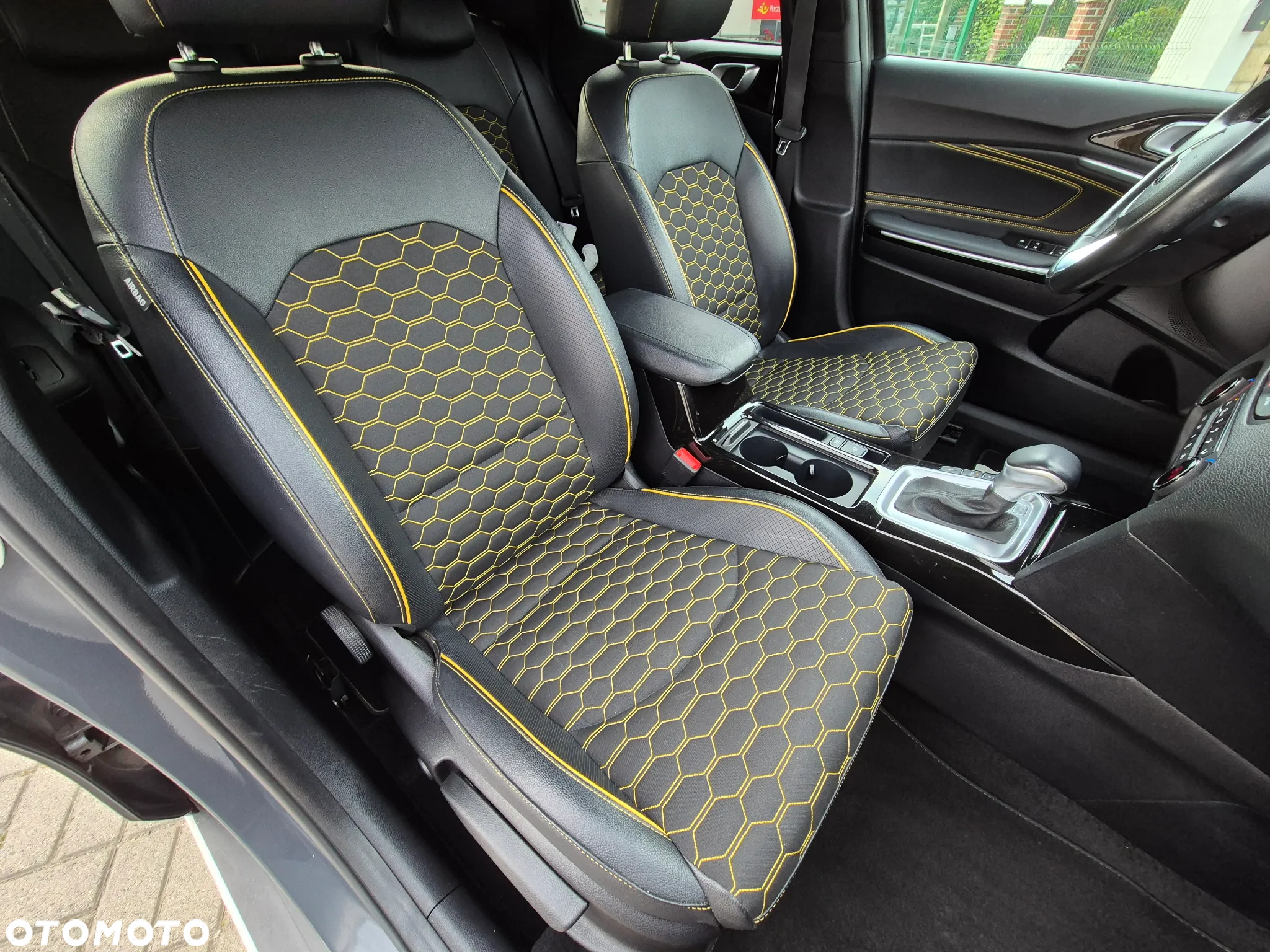 Kia XCeed 1.4 T-GDI OPF DCT7 PLATINUM EDITION - 23
