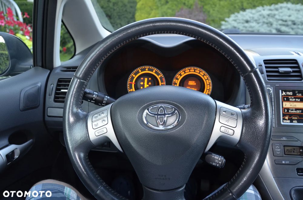 Toyota Auris 1.6 VVT-i Sol - 18