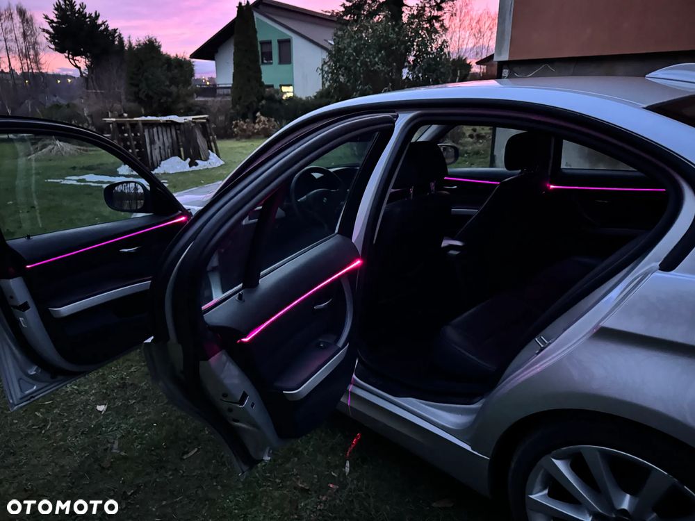 BMW Seria 3 320i Edition Exclusive - 27