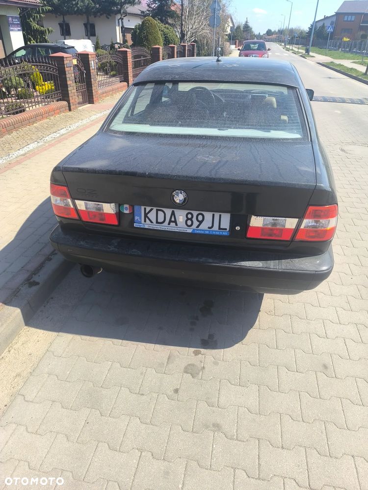 BMW Seria 5 520i - 23