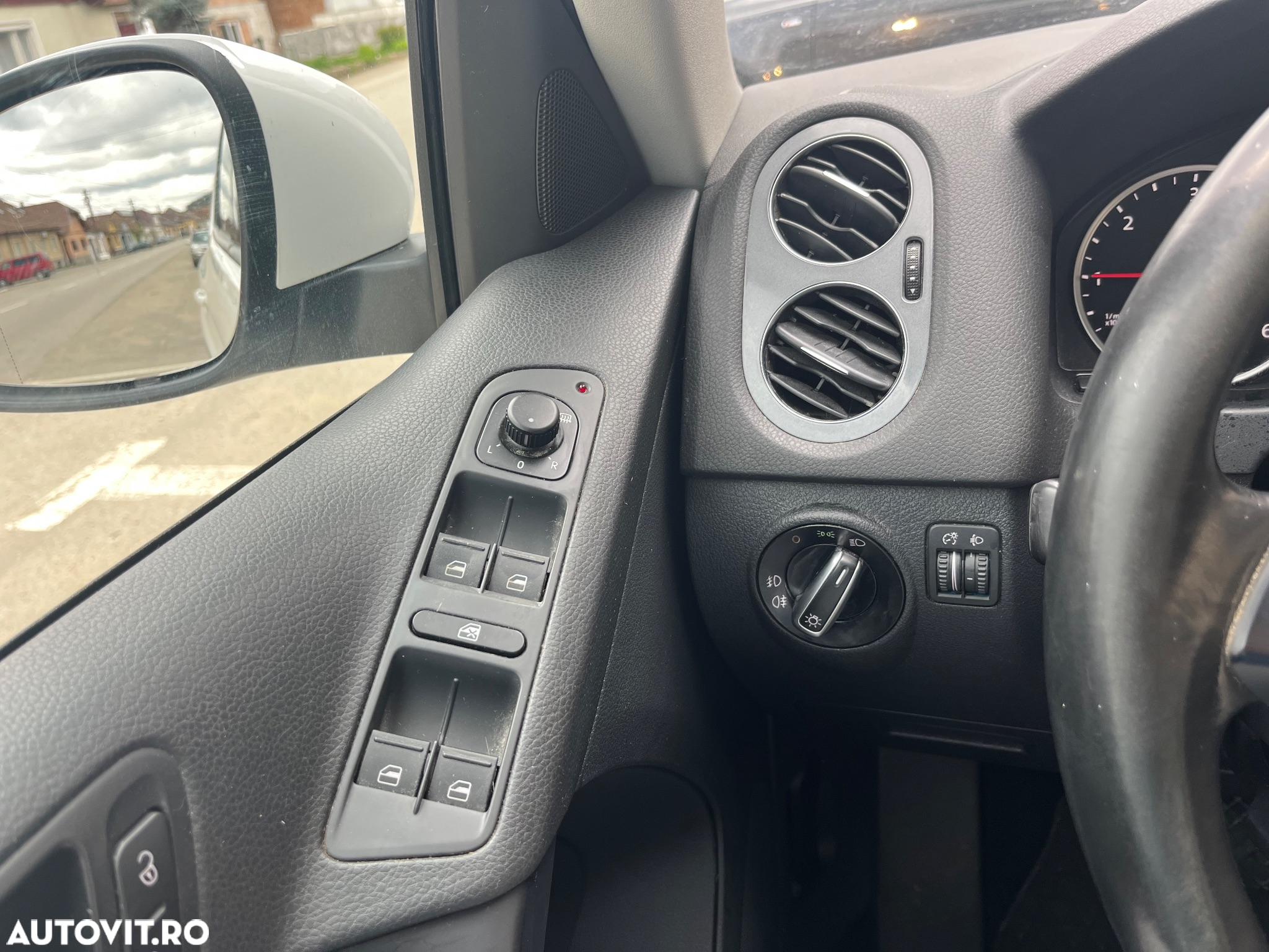 Volkswagen Tiguan 2.0 TDI DPF 4Motion DSG Life - 11