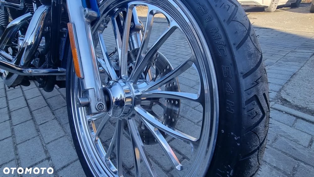 Harley-Davidson Sportster Custom 1200C - 6