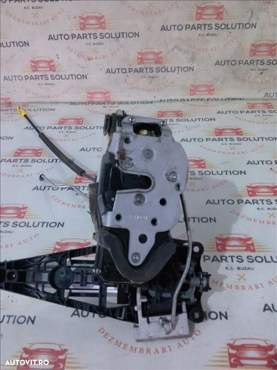 broasca usa stanga spate opel astra j - 1