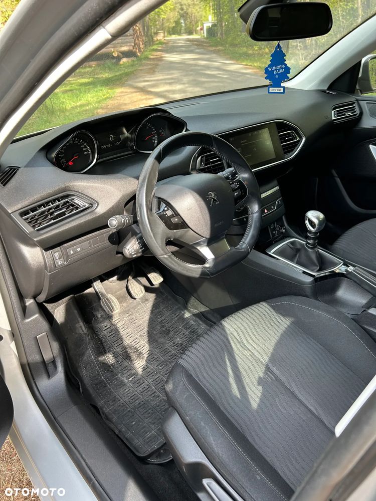 Peugeot 308 - 6