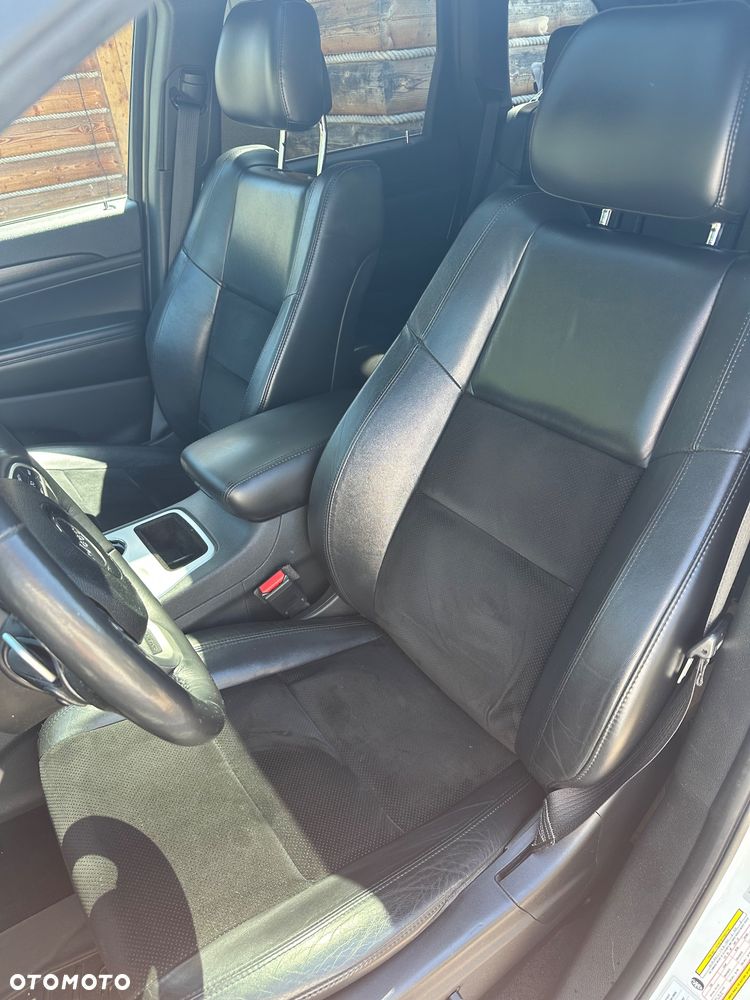 Jeep Grand Cherokee 3.6 V6 Overland - 28