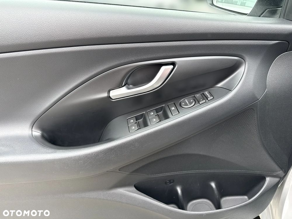 Hyundai i30 1.5 T-GDI 48V Comfort - 16