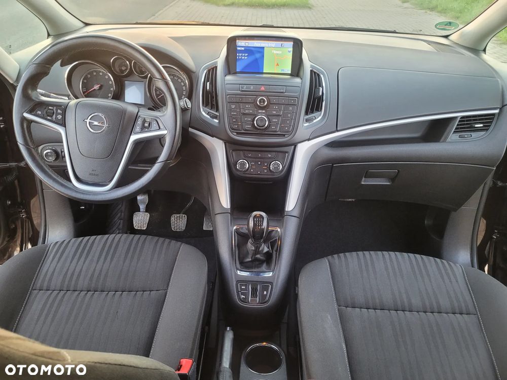 Opel Zafira Tourer 1.4 Turbo Business Innovation - 24
