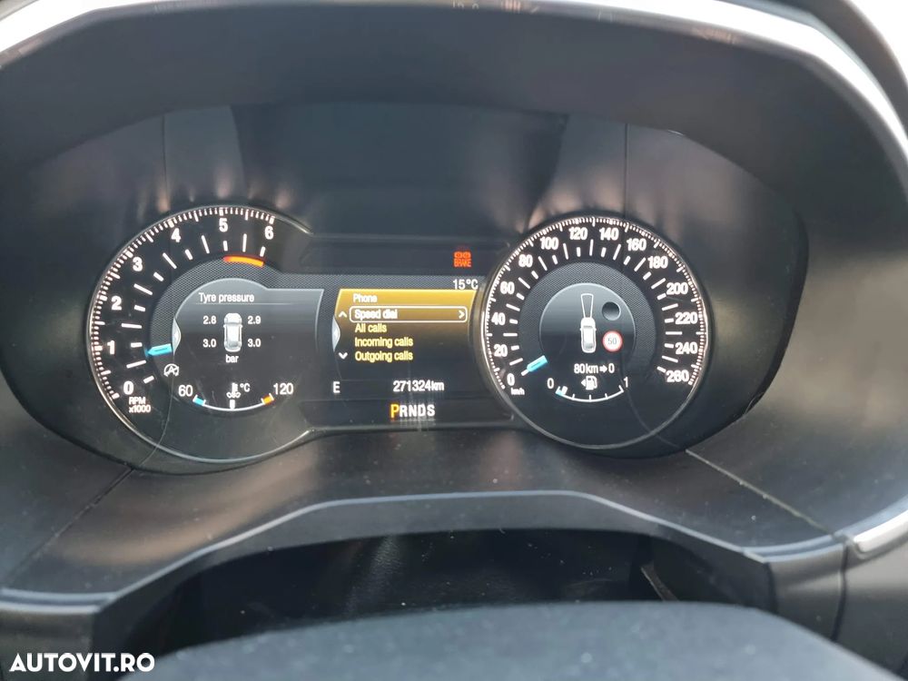 Ford Edge 2.0 TDCi Powershift Titanium - 8