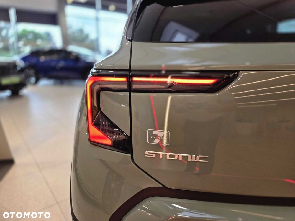 Kia Stonic - 27