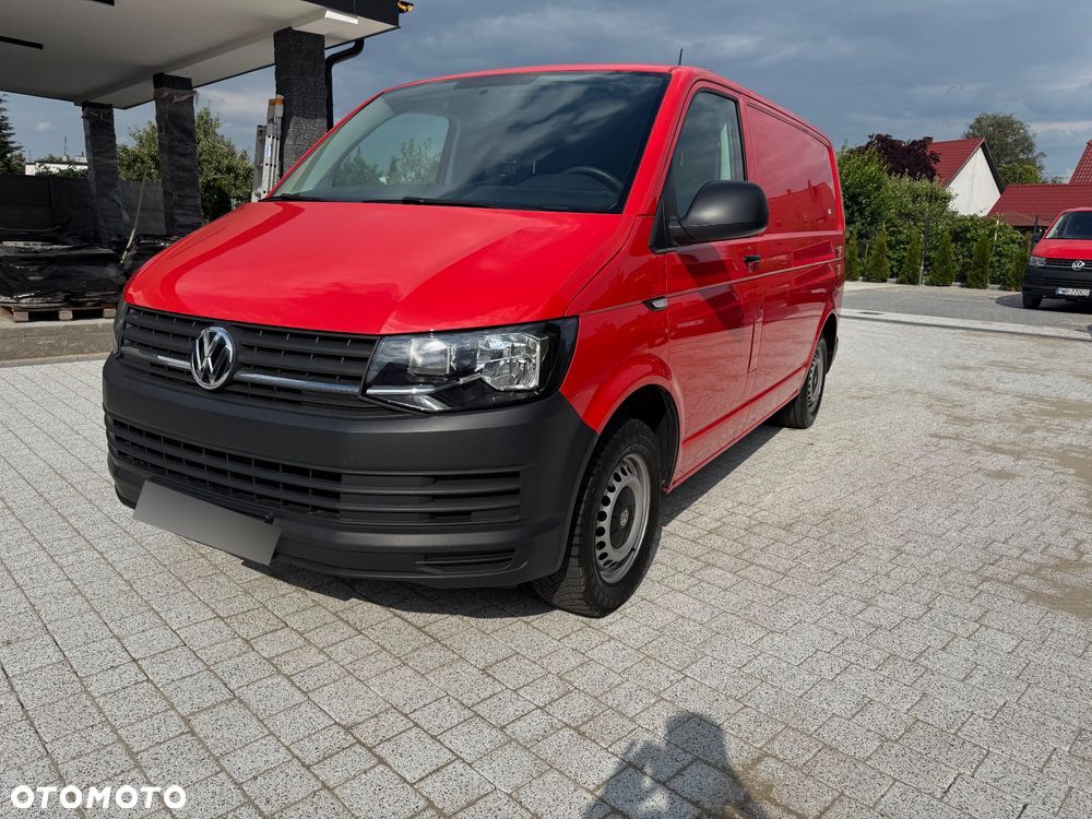 Volkswagen Transporter - 1