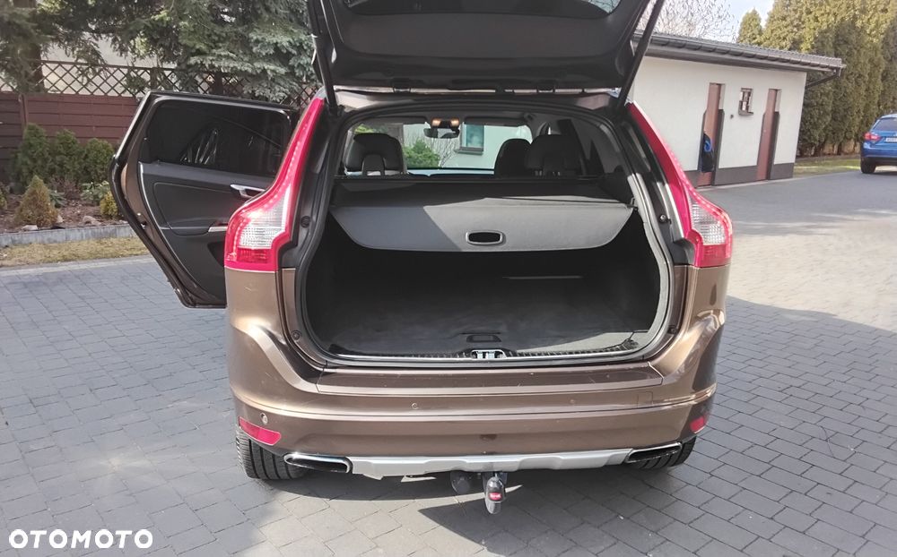 Volvo XC 60 T5 Geartronic Summum - 11