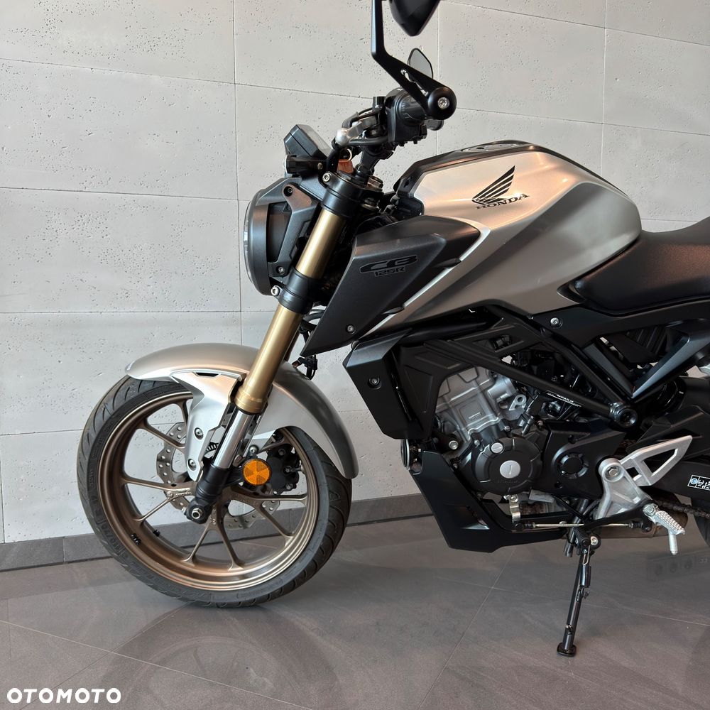 Honda CB - 10