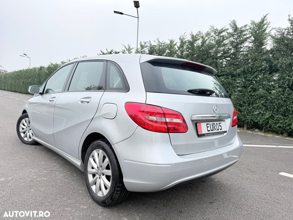 Mercedes-Benz B 180 CDI BlueEfficiency 7G-DCT - 2